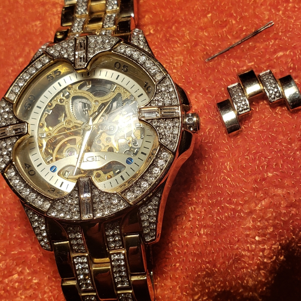 Elgin iced watch